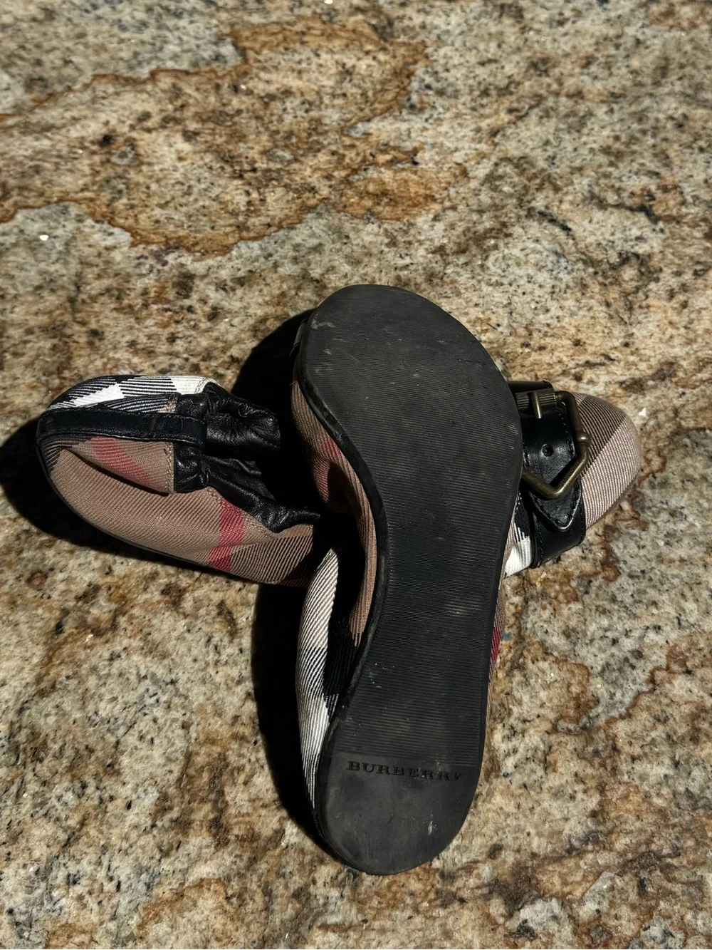 Burberry Nova Check Ballet Flats Buckle Plaid Canvas & Black Leather EU 38 US 7.